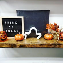 Load image into Gallery viewer, Ghost decoration, Halloween Decoration, Metal Ghost, Cute Ghost Decor, Boo