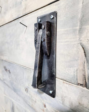 Load image into Gallery viewer, Iron Door Knocker