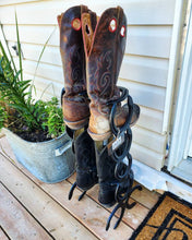 Load image into Gallery viewer, Horseshoe Boot rack - Two Pair