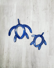 Load image into Gallery viewer, Horseshoe Turtle