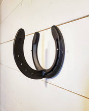 Load image into Gallery viewer, Horseshoe Hooks