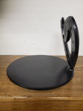 Load image into Gallery viewer, Horseshoe Heart Candle Holder