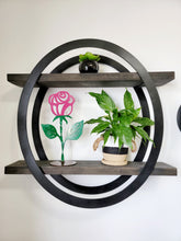 Load image into Gallery viewer, Metal Rose with Stand
