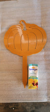 Load image into Gallery viewer, Pumpkin and Gourd Metal Yard Stakes
