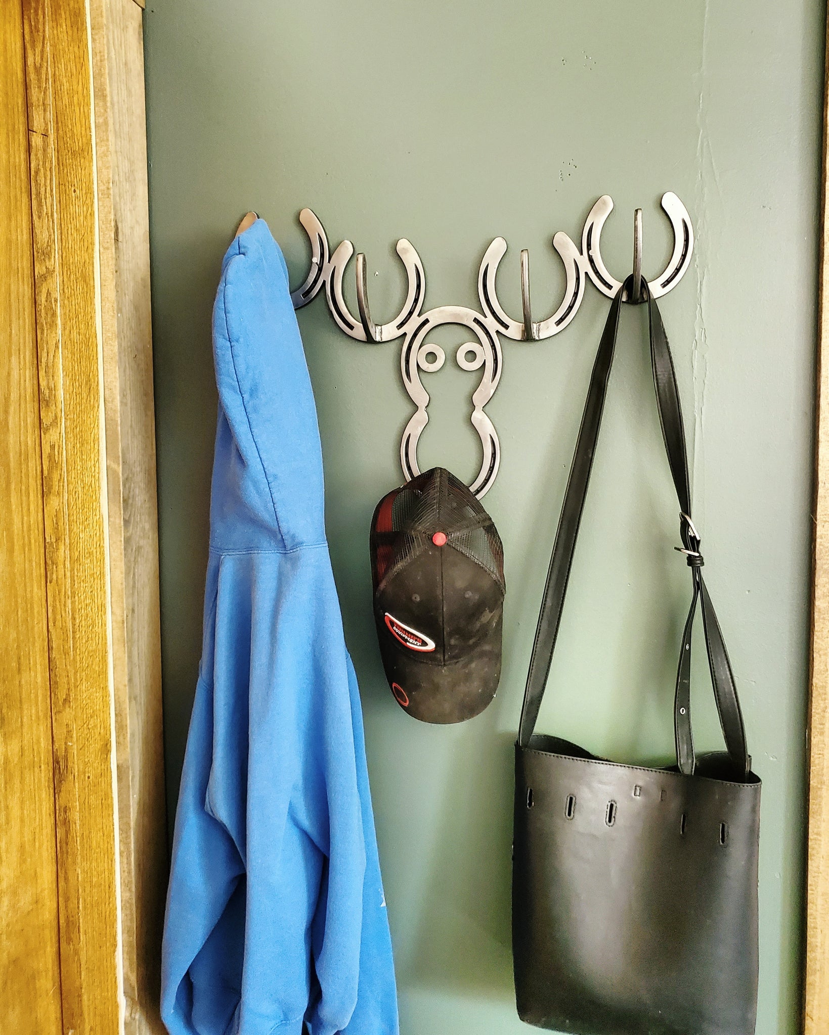 Canada Moose Rack Moose Coat Rack, Horseshoe Coat Rack – Wood River Iron Works