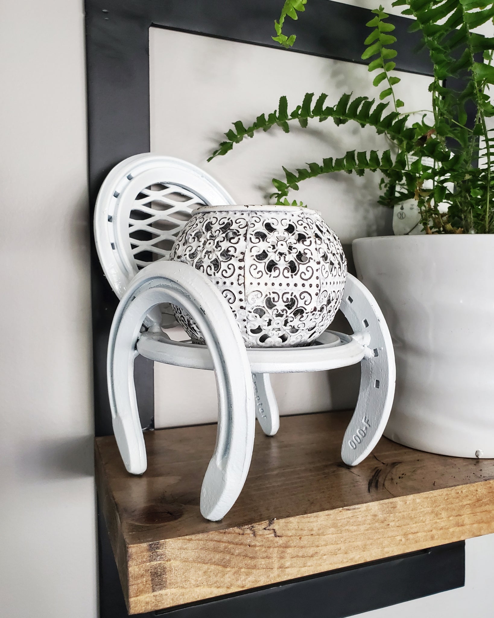 horseshoe plant hanger Horseshoe Mini Chair