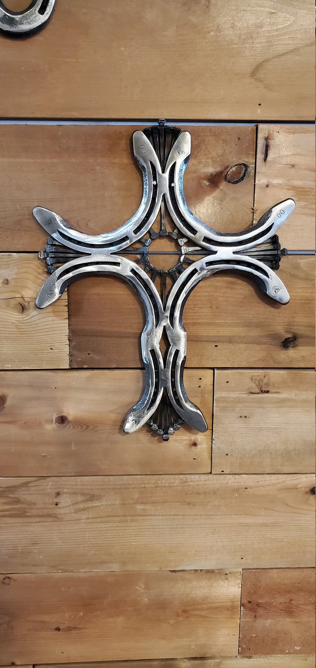 Horseshoe Cross Decor