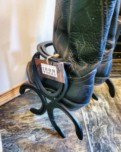 Horseshoe Boot rack