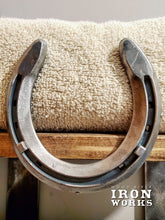 Load image into Gallery viewer, Horseshoe Towel Rack with 4 Shelves
