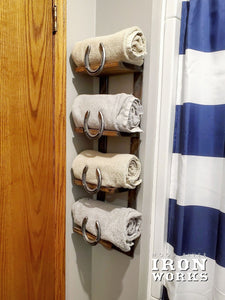 Horseshoe Towel Rack with 3 Shelves