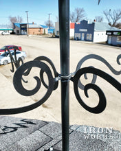 Load image into Gallery viewer, Weathervane, Metal Rooster Wind Vane
